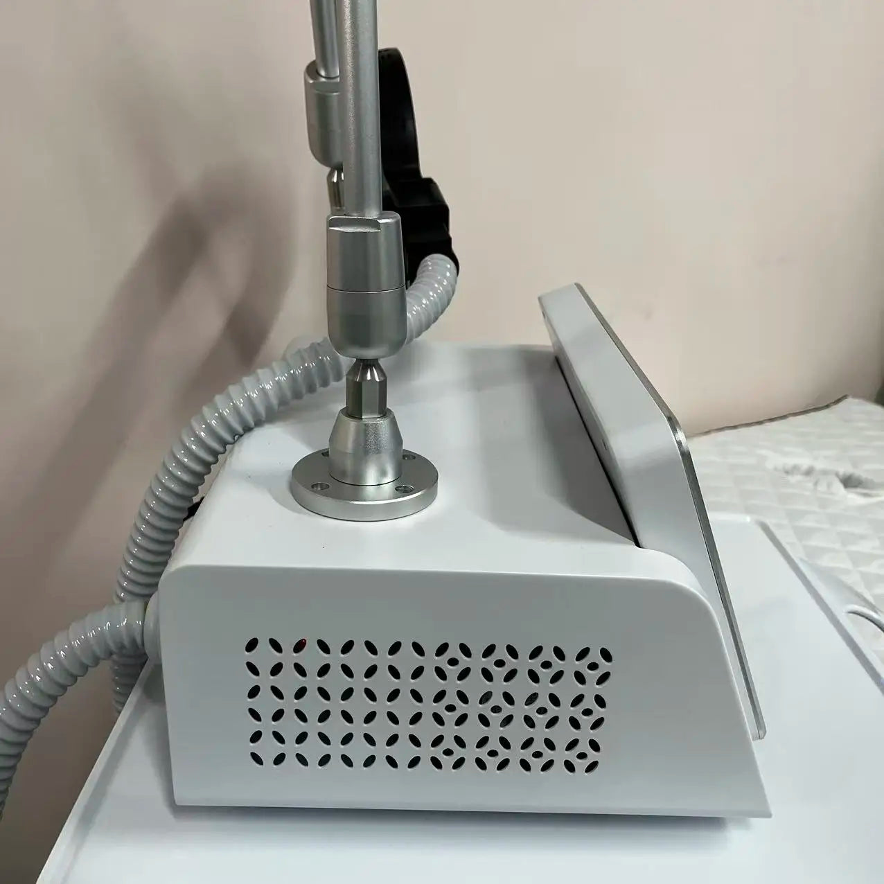 TAIXL Portable Noninvasive Weight Loss And Muscle Shaping Machine